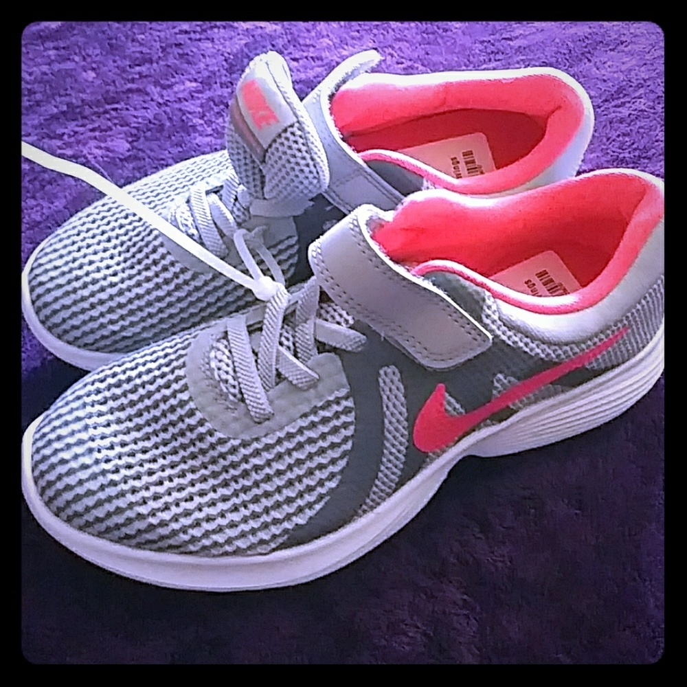 Brand New Nike Shoes Size 2.5